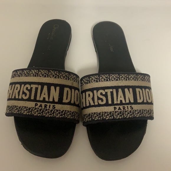 COPY - DIOR - DWAY SLIDE VERY GOOD CONDITION - Picture 2 of 8